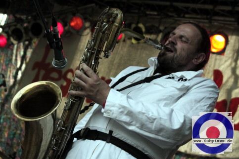 Arbeitskreis Moderne Instrumentalmusik (D) Borwerk-s Labore Festival, Hauptmannsgruen 25. Juli 2009 (3).JPG